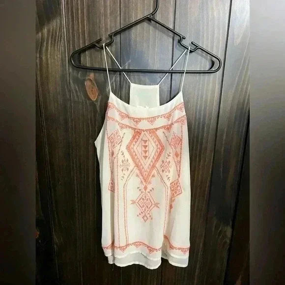 Blu Pepper Embroidered Tank Top | Size: Medium - Picture 3 of 6